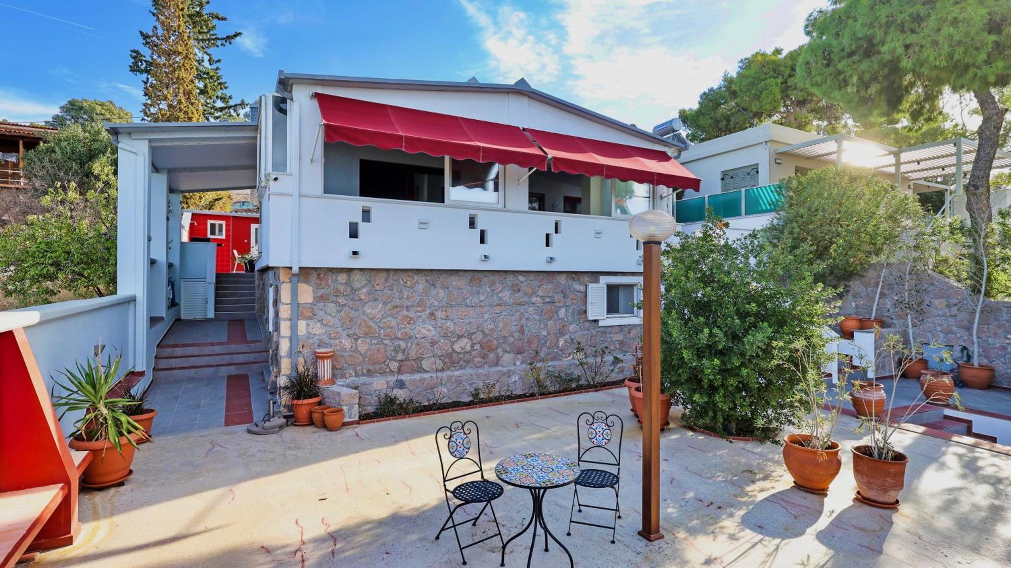 The Bordeaux Door Villa Aegina Exterior photo
