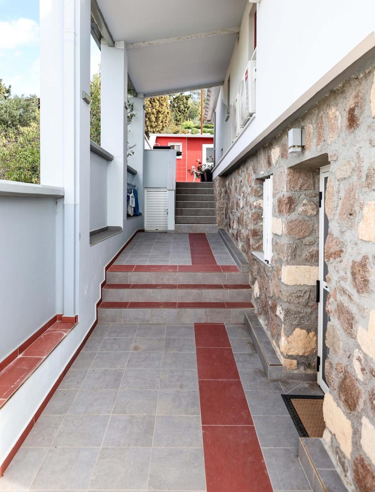 The Bordeaux Door Villa Aegina Exterior photo